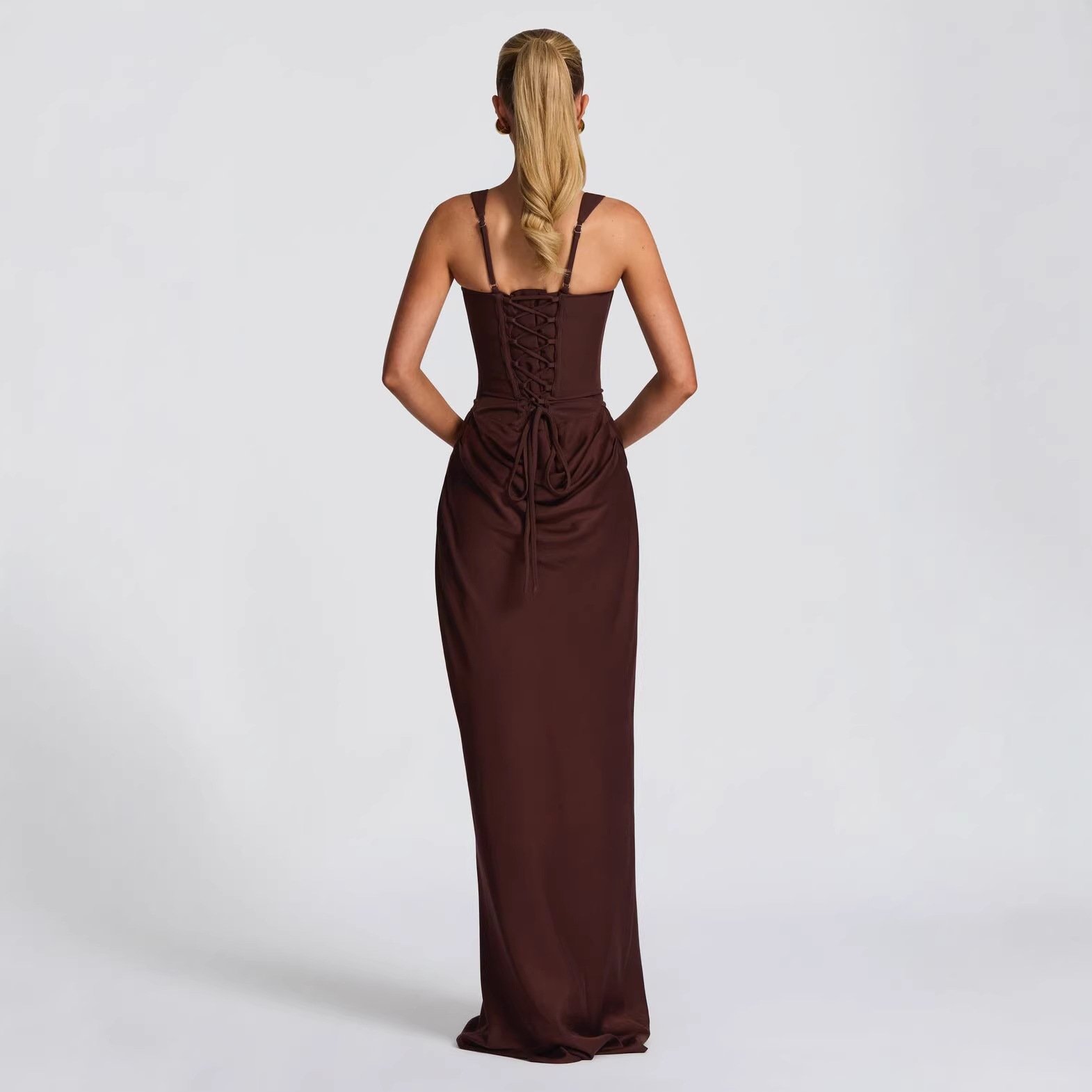 Sleeveless Backless Bodycon Long Dress with Fish Tail Hem - Image 4