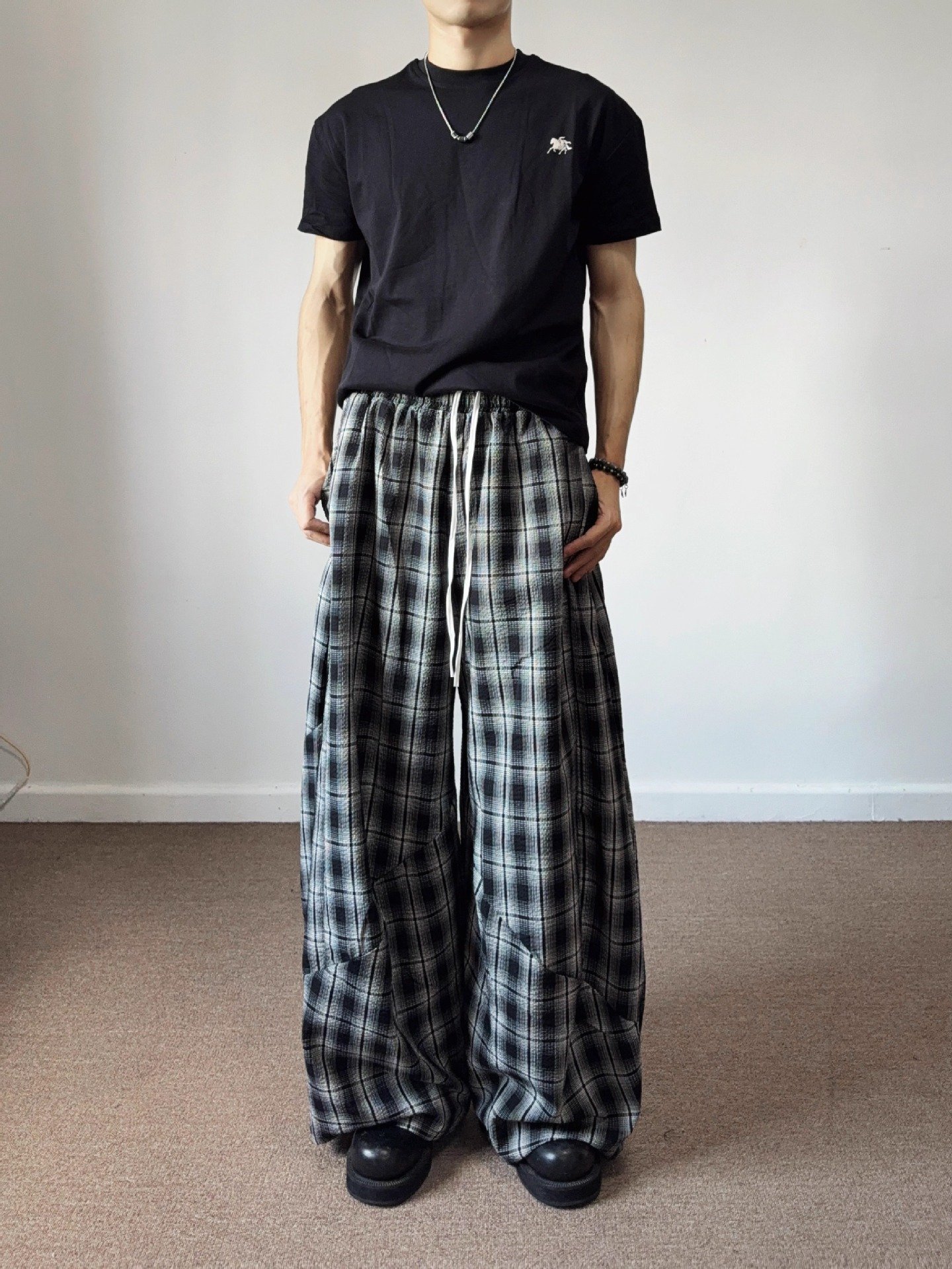 American Retro Loose Fit Plaid Trousers - Image 3