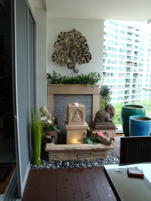 Zen Design Cascading Wall Water Feature Pond at Balcony